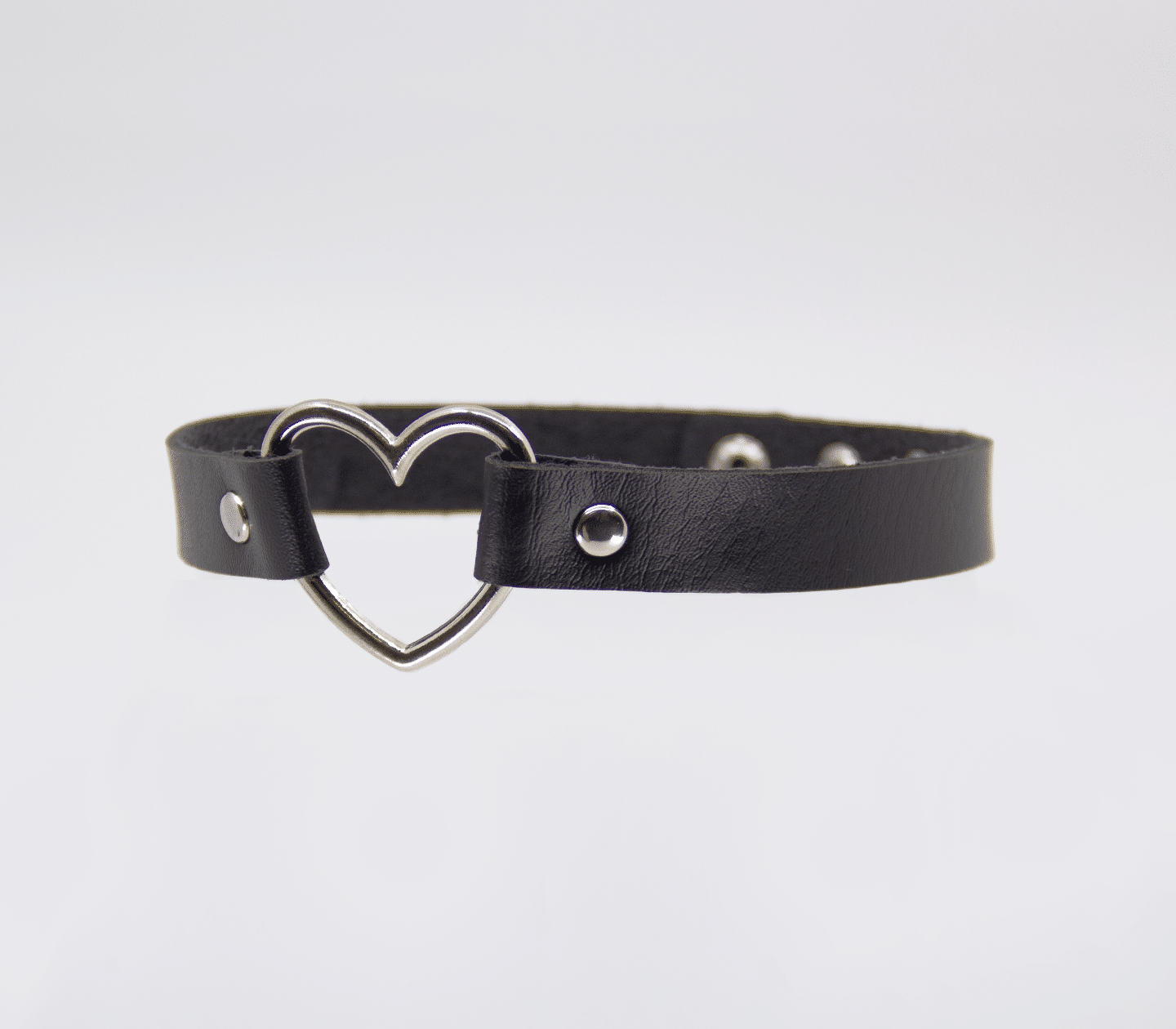 Love In Leather Heart Collar