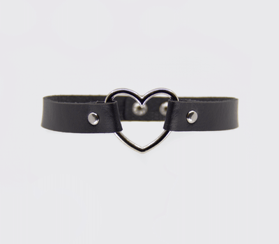 Love In Leather Heart Collar