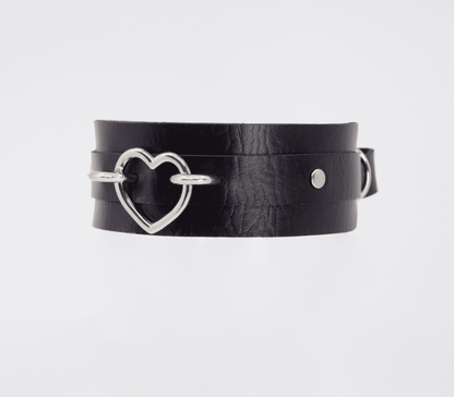 Love In Leather Heart Ring Collar