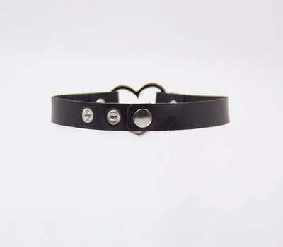 Love In Leather Heart Collar