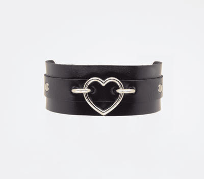 Love In Leather Heart Ring Collar